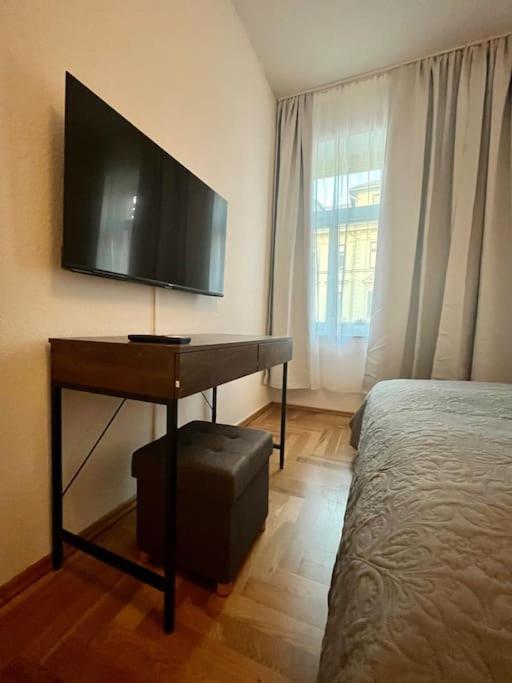 Apartment Firstclass 2r_apartment In