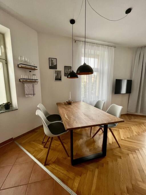 Firstclass 2r_apartment In