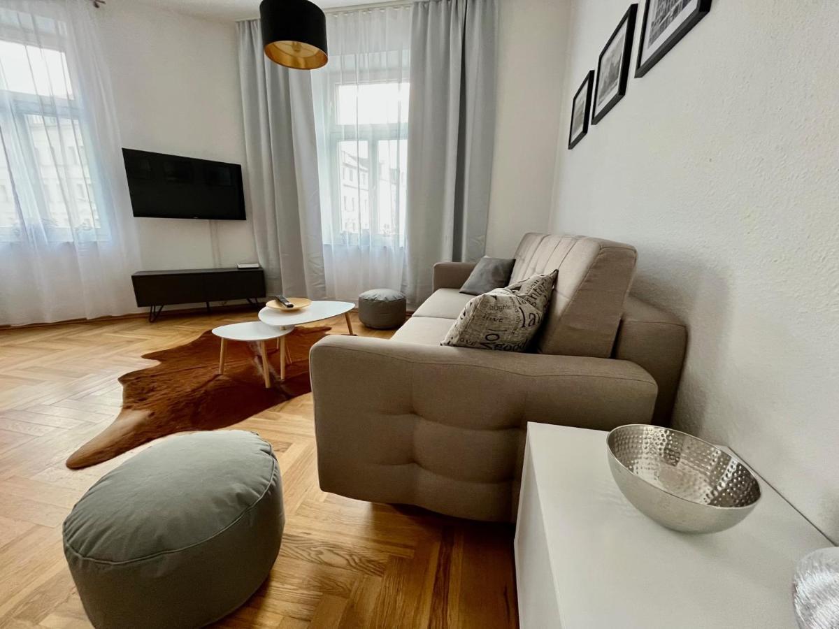 Apartment Firstclass 2r_apartment In